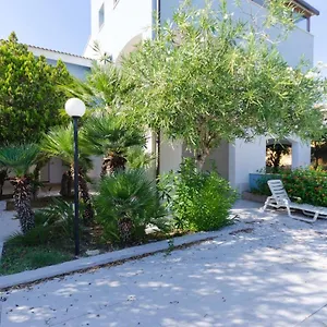 https://villa-fratelli-vivaldi.sicilyhotelsitaly.net