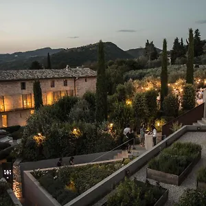 Nun Relais & Museum ***** Asís